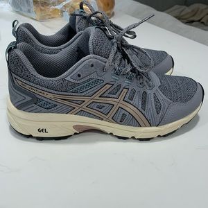 ASICS Gel-Venture 7 Women’s Size 8 Running Shoes